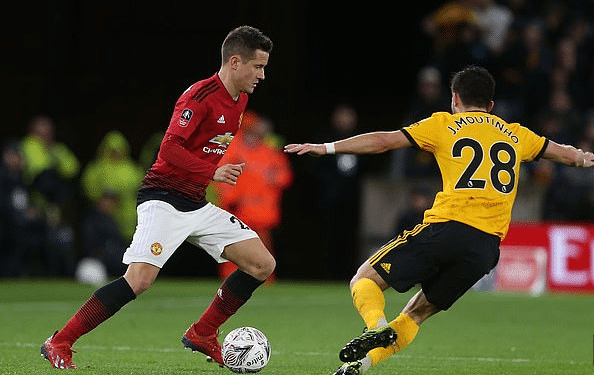 出了明顯的 出了明顯的